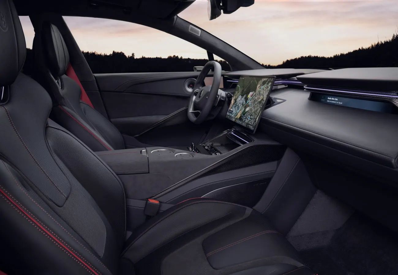 Салон Lotus Eletre Lotus Eletre