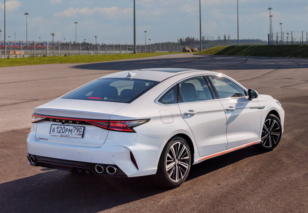 Чери Аризо 8 Chery Arrizo 8