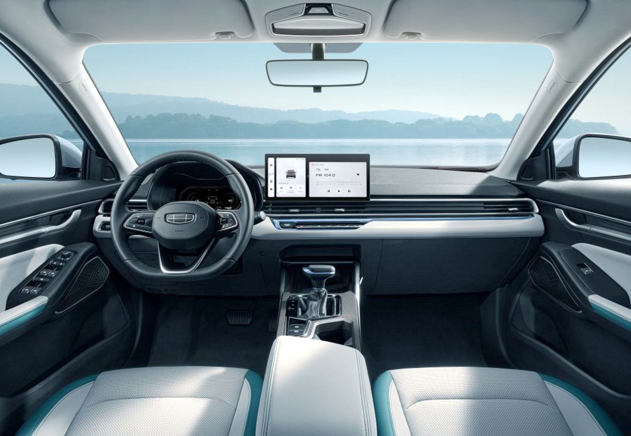 Салон Джили Эмгранд Geely Emgrand