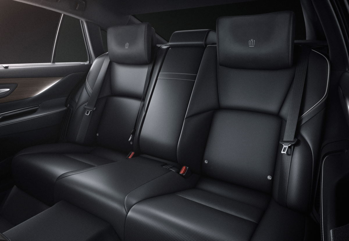 Салон Тойота Краун 2023 Toyota Crown