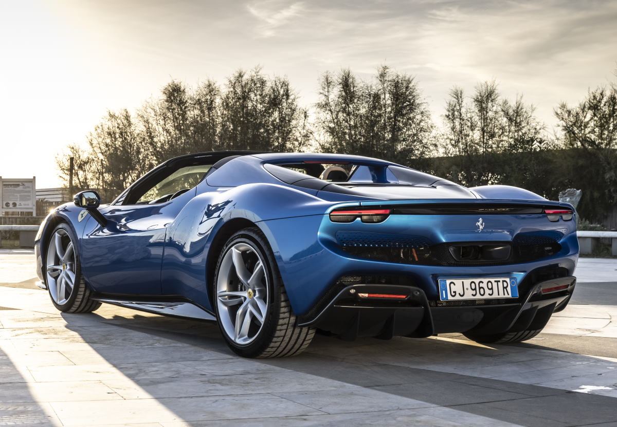 Ferrari 296 GTS