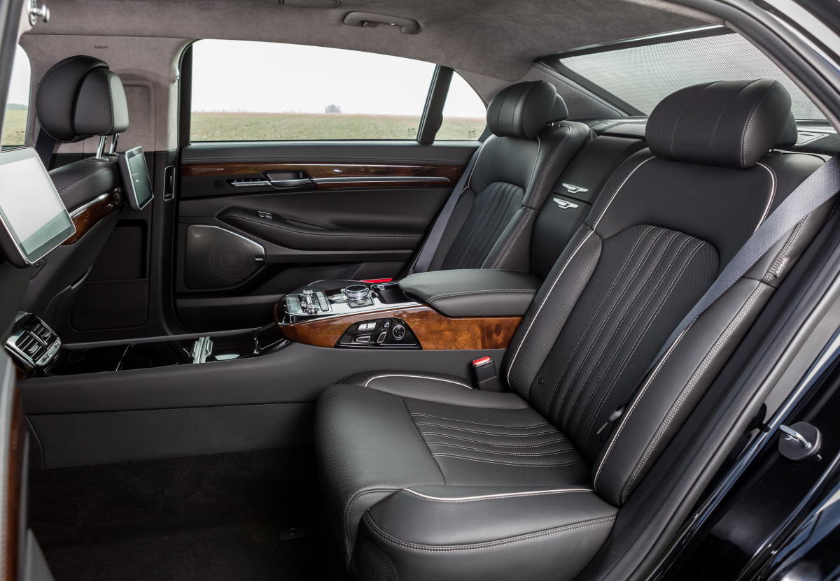 Genesis G90L