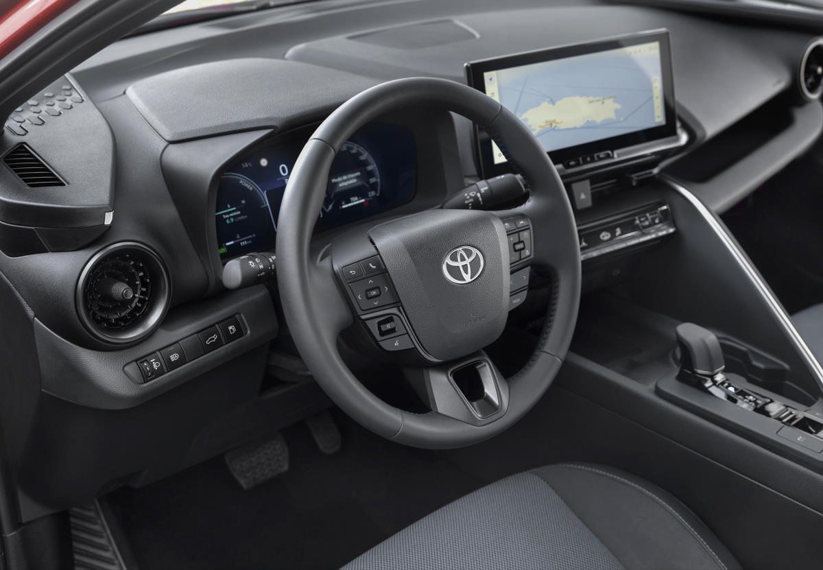 Салон Toyota C-HR Toyota C-HR