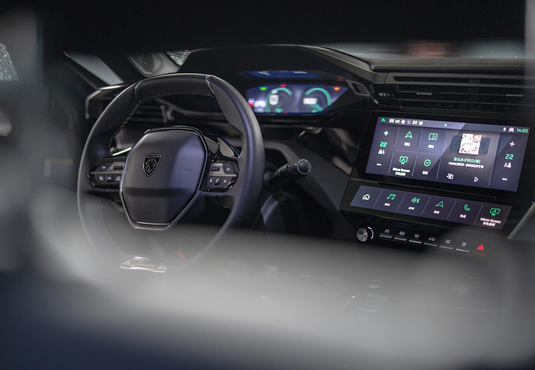 Peugeot 408X