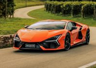 Lamborghini Revuelto